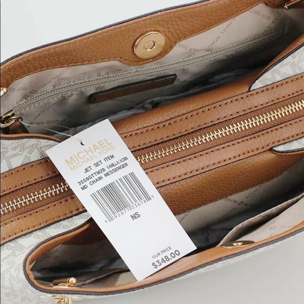 💕Gaby’sBags👜💕-NWT Michael Kors Chain Tote - Picture 5 of 5